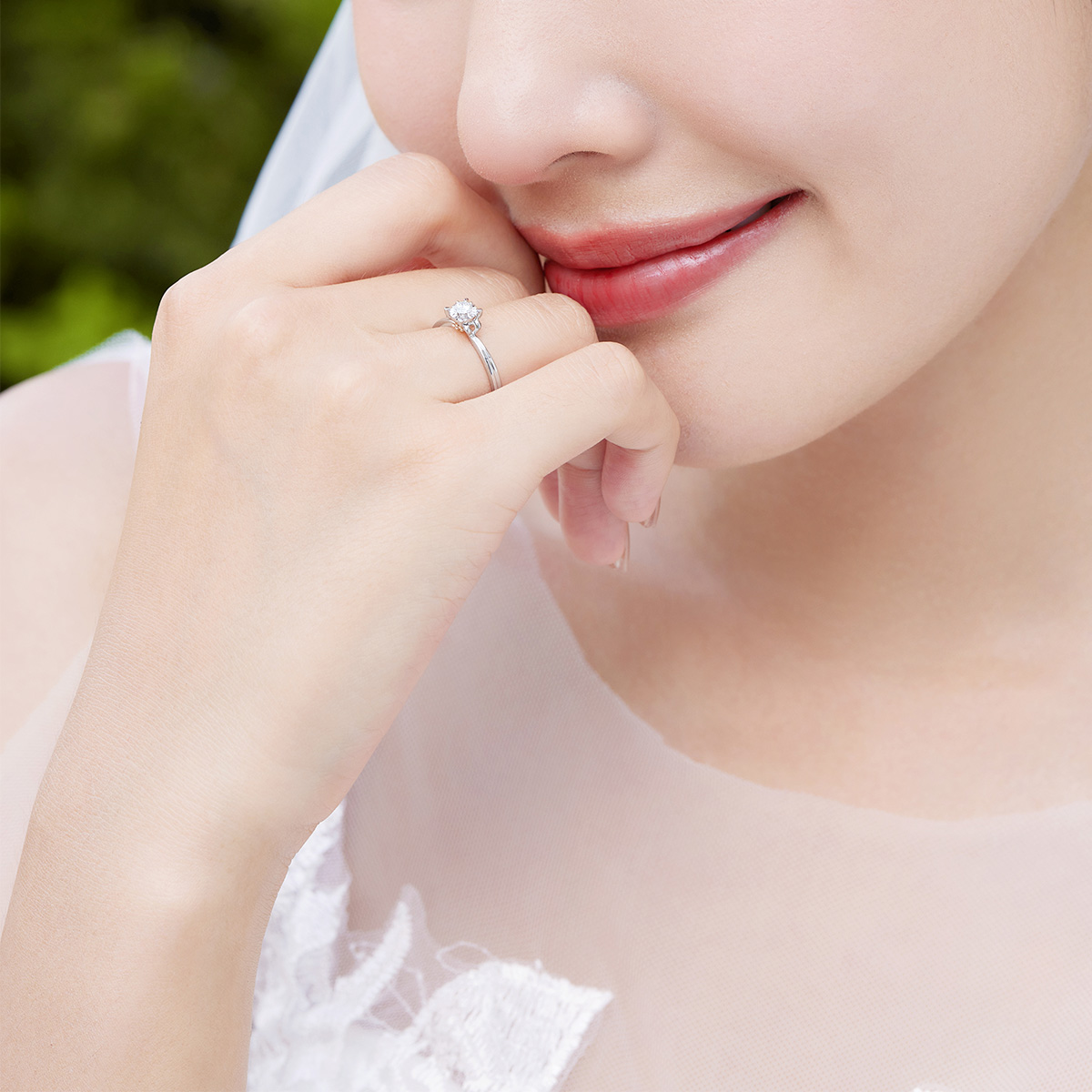 六福珠宝双色车花18k金钻石戒指女四爪镶求婚钻戒送礼婚嫁定价N218【联系客服补货】