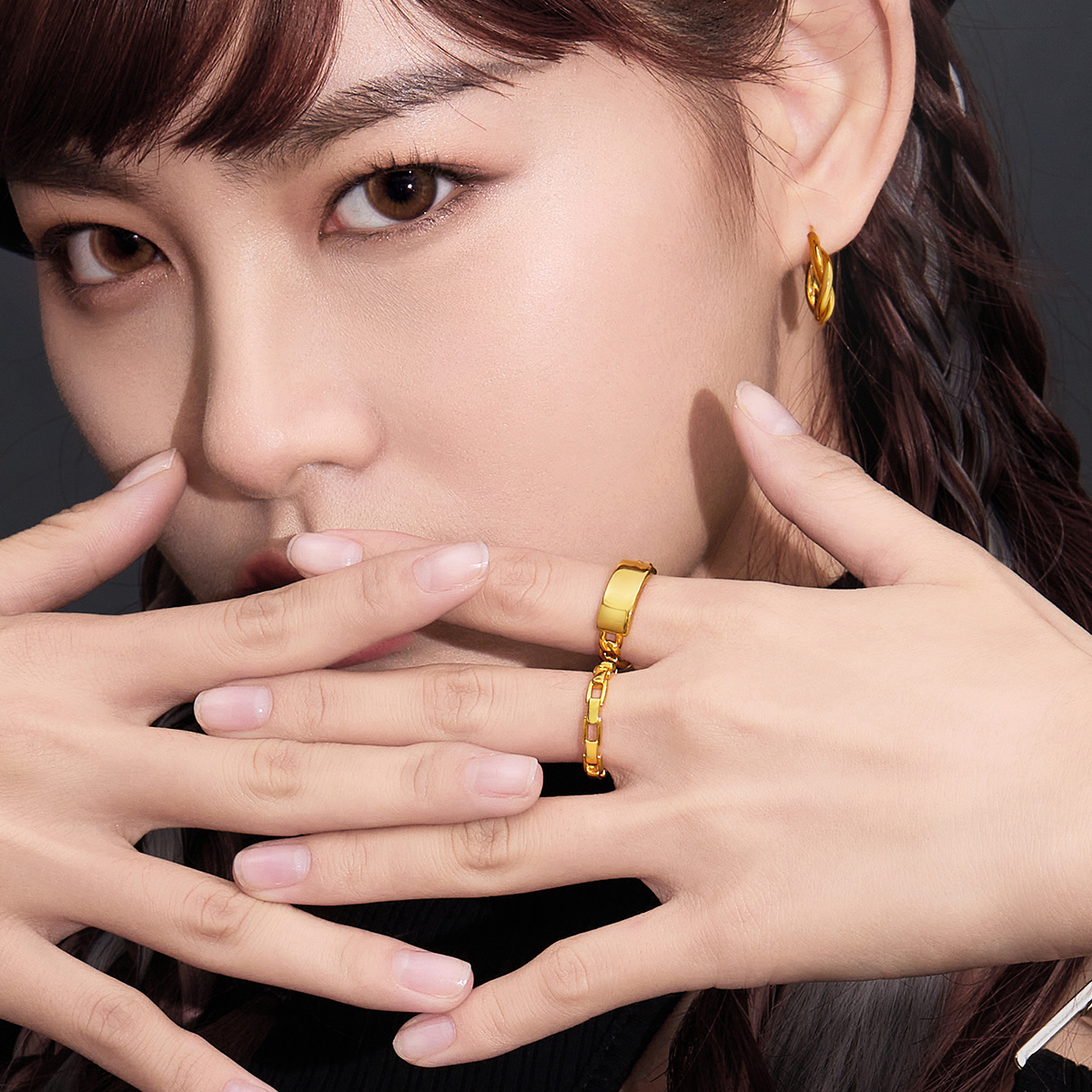 【秒杀】六福珠宝5D硬金方块足金戒指闭口女黄金戒指送礼定价FDA140018