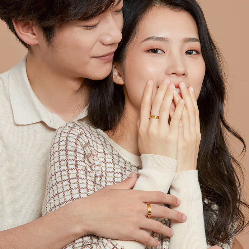 六福珠宝幸福有你黄金戒指情侣结婚足金对戒男戒婚嫁计价F63TBGR0011