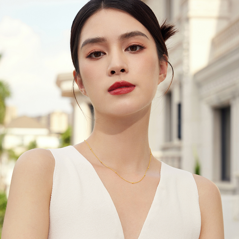 六福珠宝黄金颈链素链女足金项链锁骨链简约计价F63TBGN0039