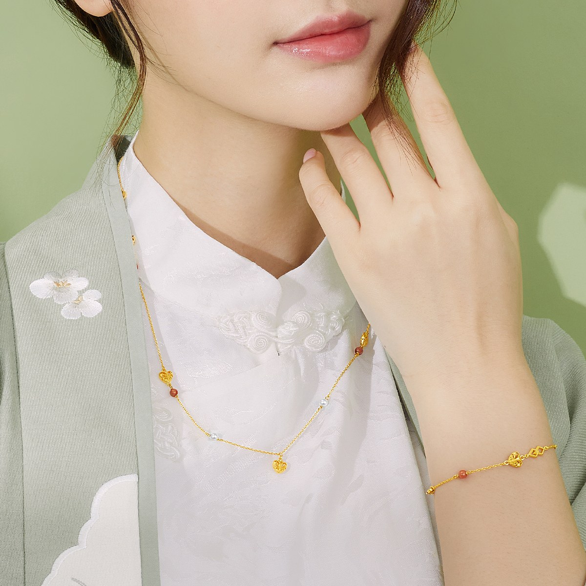 六福珠宝福满传家古法黄金项链女玉髓珍珠套链送礼计价EZGTBN0002【1V1直播看货】