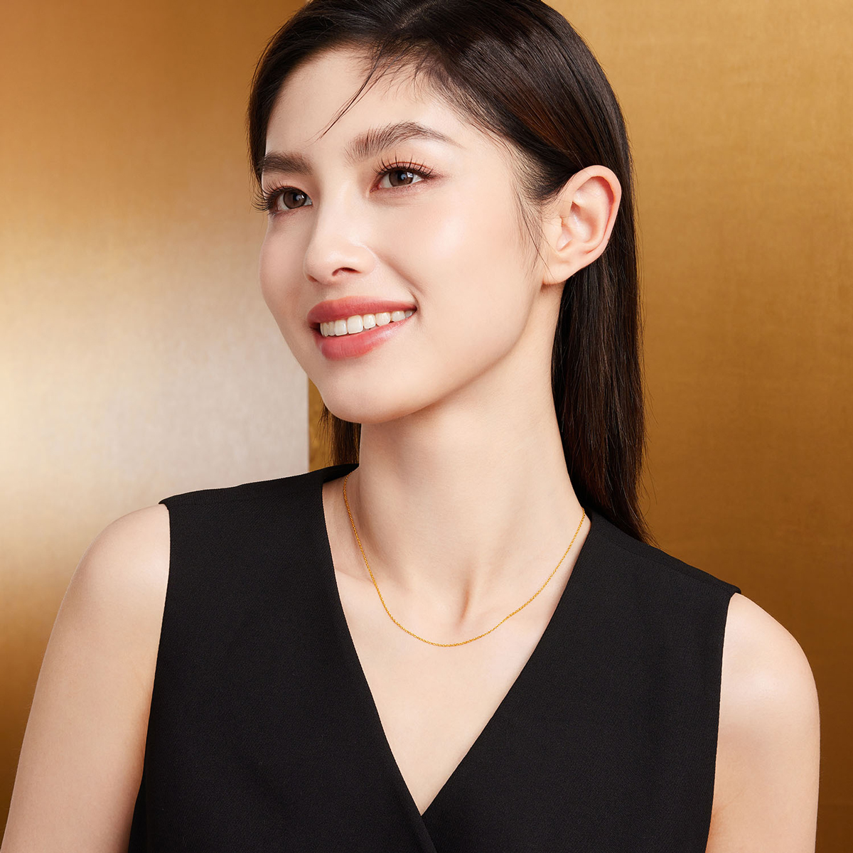 六福珠宝黄金项链女足金项链细款锁骨素金链子新计价B01TBGN0018榜单
