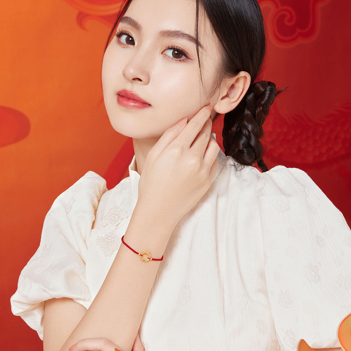 六福珠宝鸿运龙黄金转运珠女款生肖足金挂坠手绳定价L07A1TBB0009