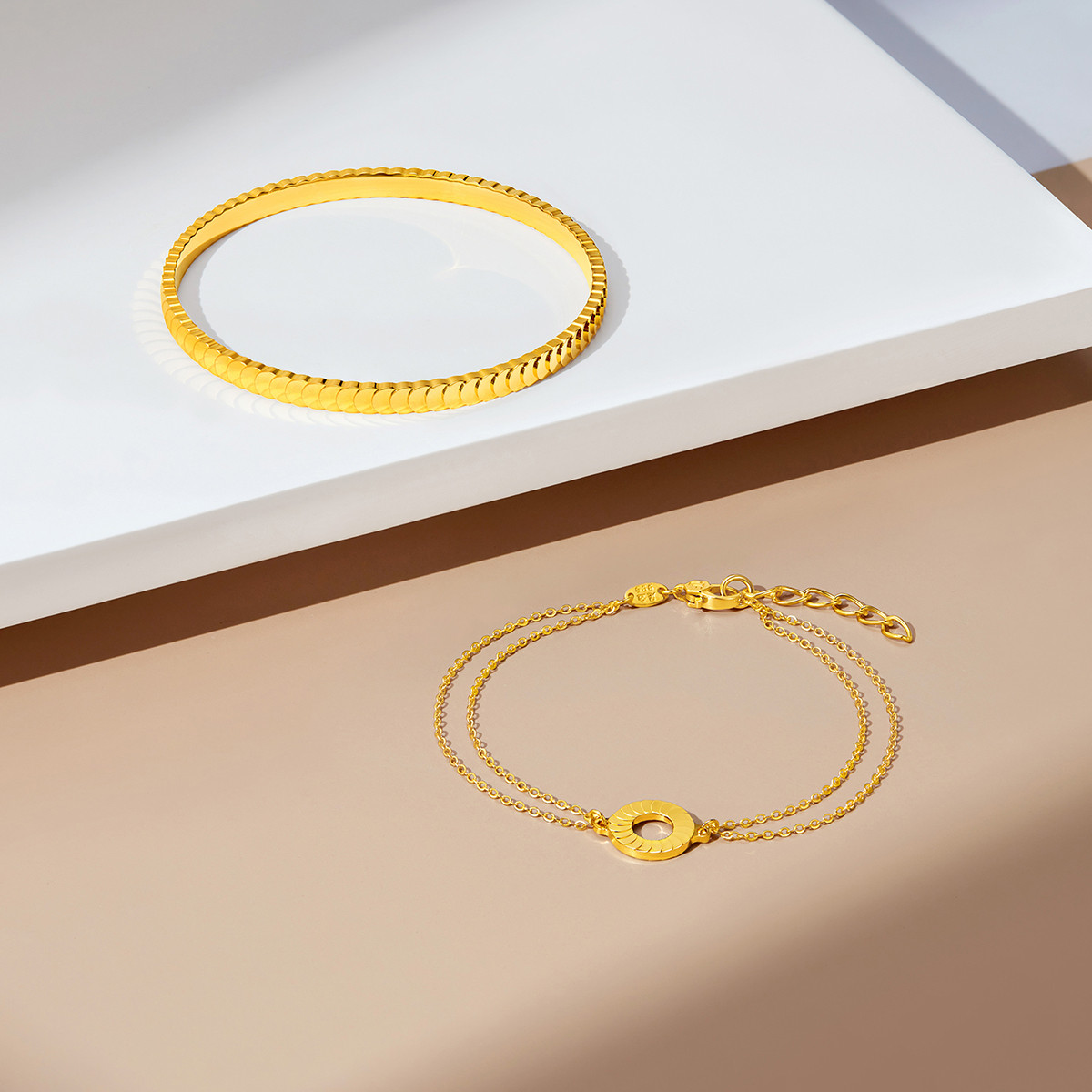 六福珠宝龙鳞小圆片黄金手镯女实心椭圆足金镯子计价G16TBGB0005