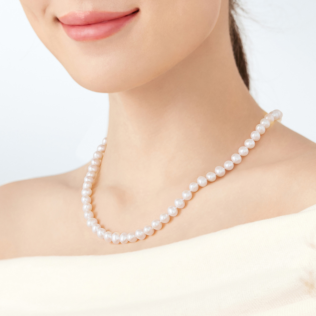六福珠宝珍珠项链送妈妈气质淡水珍珠女Ag925银项链定价F87DSN001