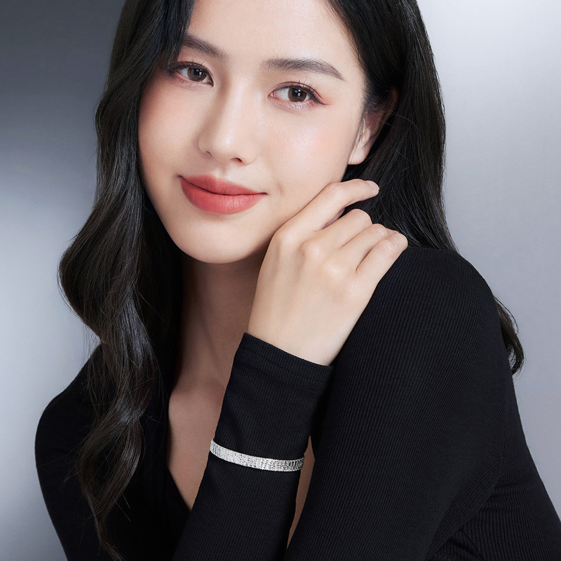 六福珠宝满天星Pt950铂金手镯女白金手镯子实心计价L19TBPB0023