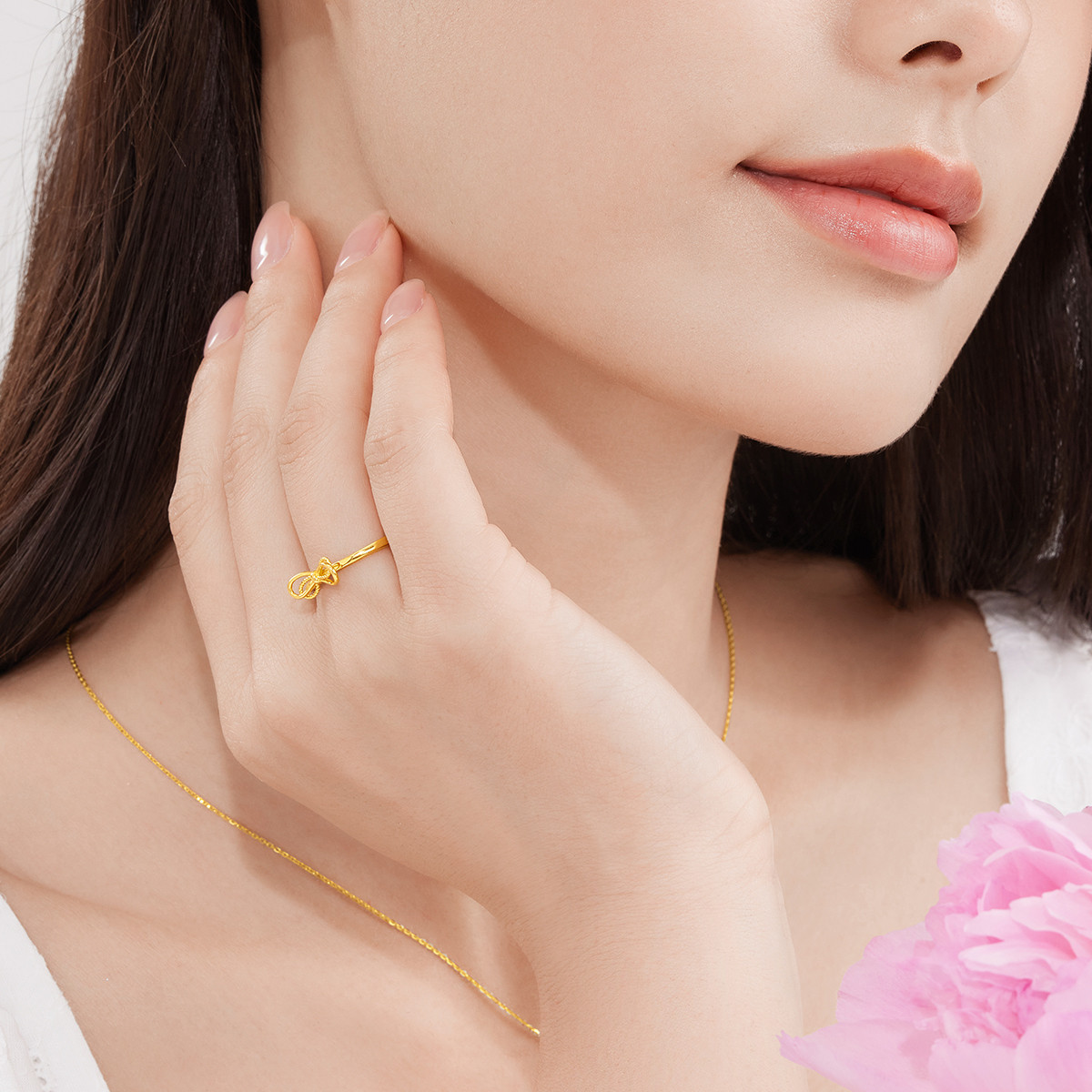 六福珠宝蝴蝶结黄金戒指光影金5G足金戒指送女友定价L18A1TBR0001