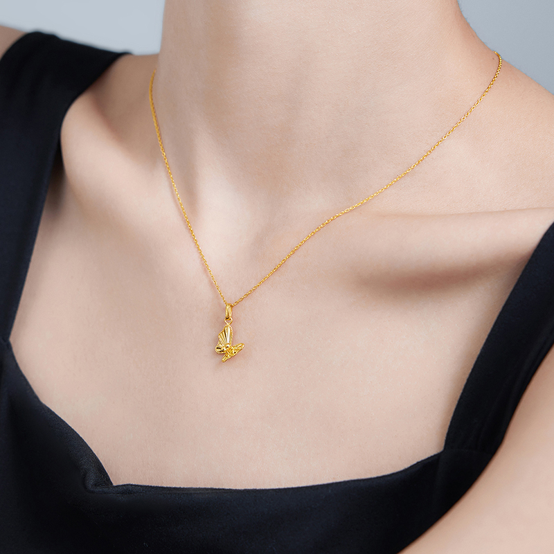 【店庆特惠】六福珠宝蝴蝶黄金吊坠女款闪亮5G足金挂坠时尚首饰计价GJGTBP0002