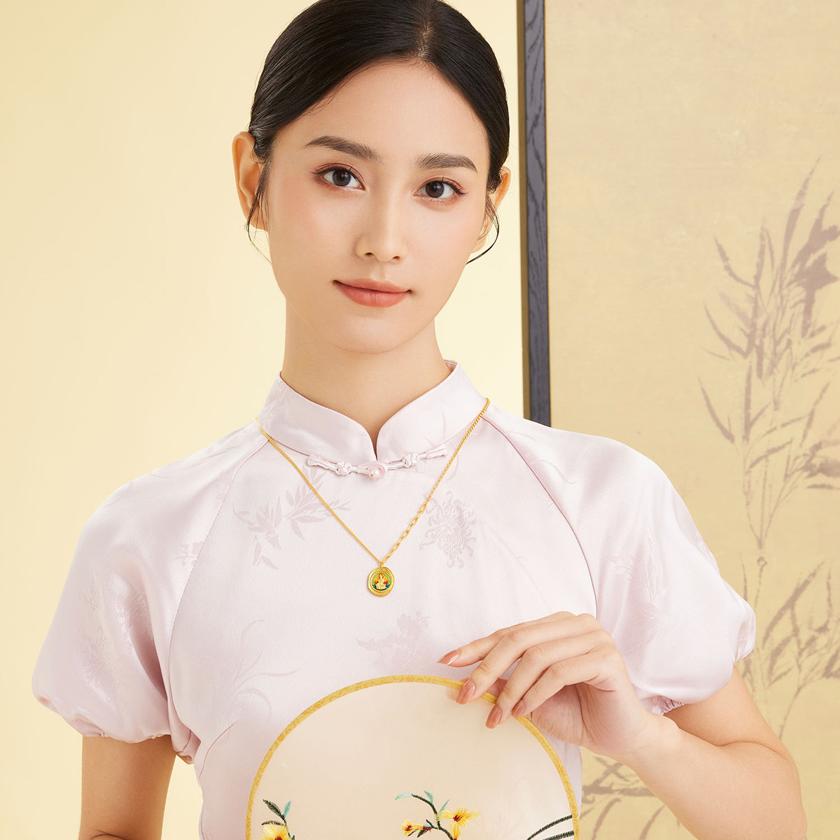 六福珠宝福满传家普贤菩萨造型黄金项链足金吊坠计价F63TBGN0042【联系客服补货】绿色