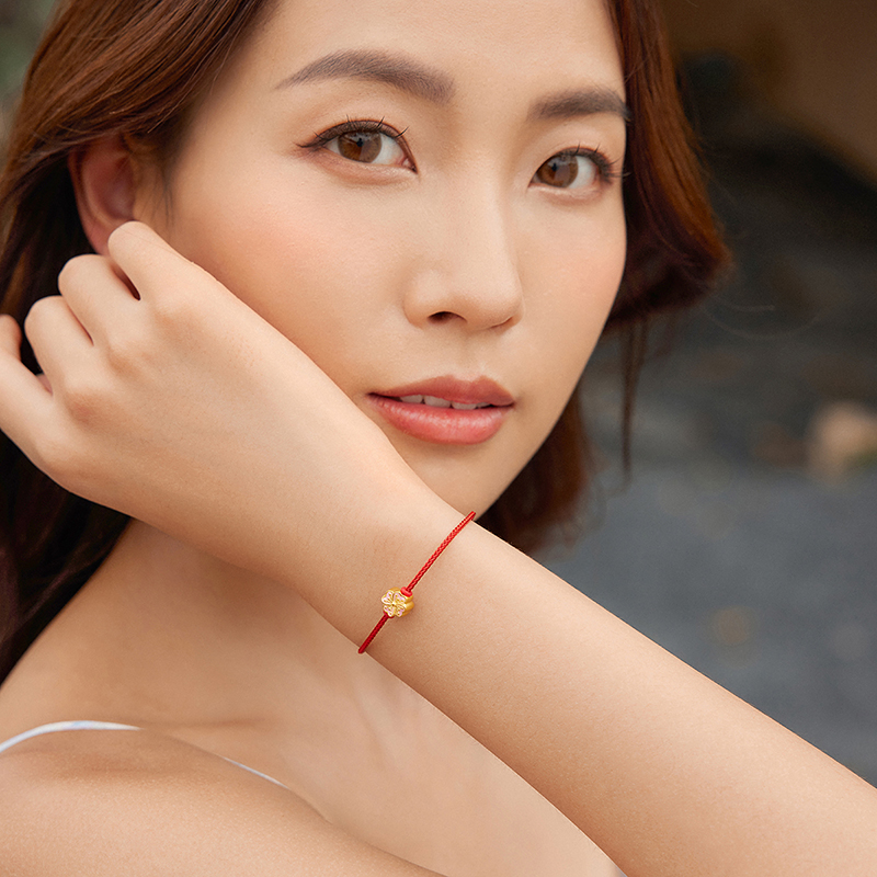 六福珠宝花朵黄金转运珠路路通女款鎏彩工艺足金定价A03TBA1P0007