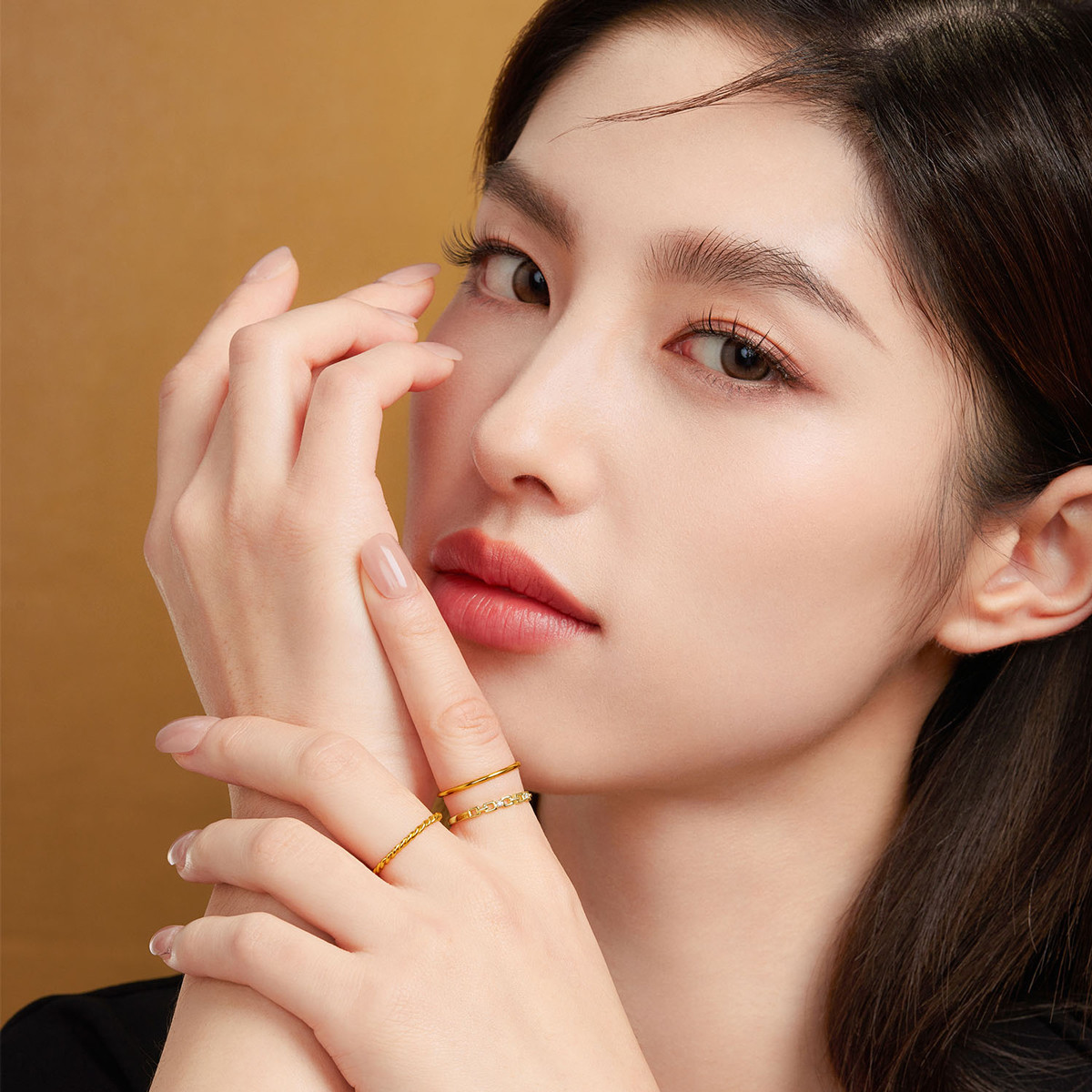 六福珠宝链条戒指18K金钻石戒指女款时尚彩金钻戒叠戴送礼cMDSKR0001y【联系客服补货】