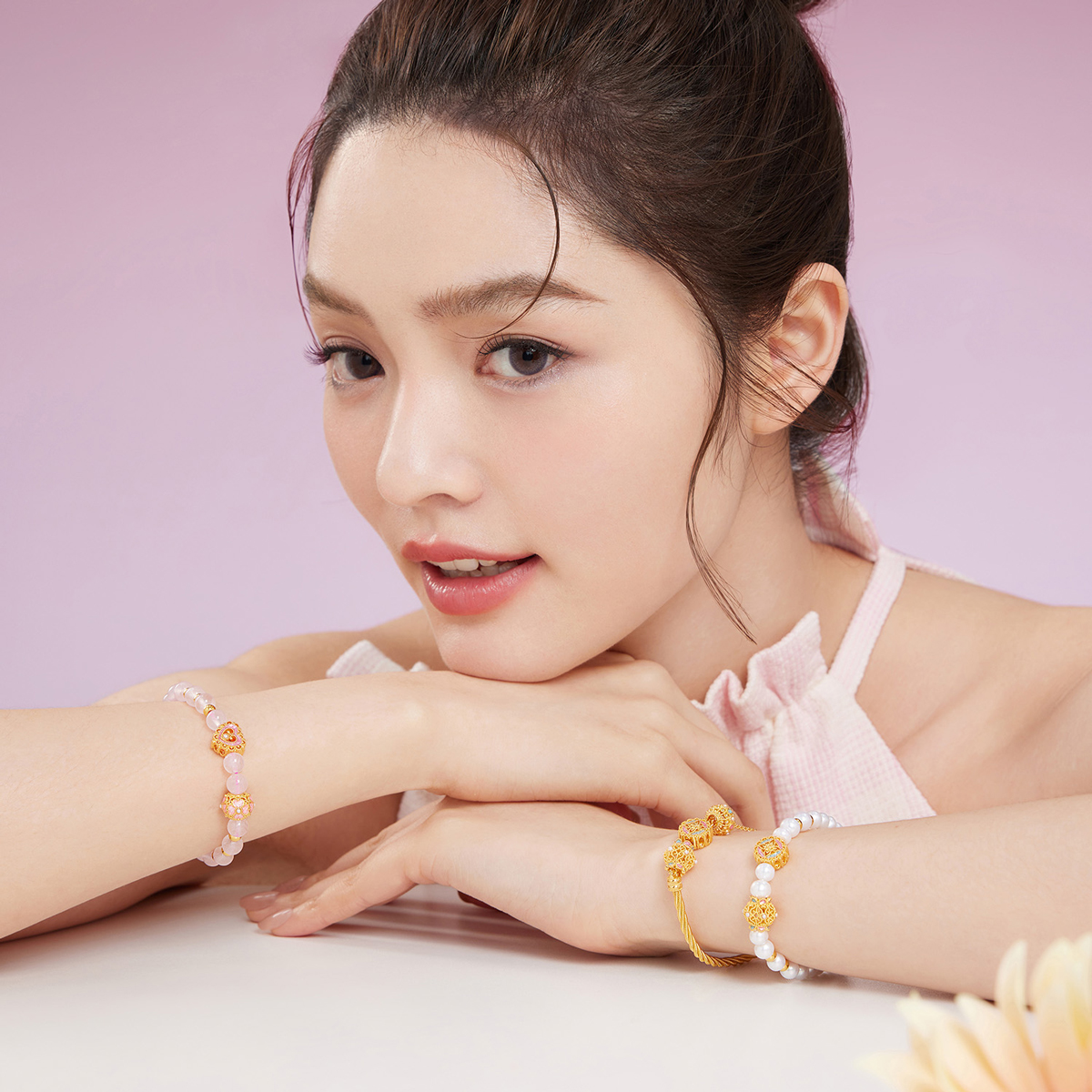 六福珠宝花韵黄金转运珠女鎏彩工艺DIY珍珠串珠路路通赏花定价FIA1TBP0009情人节