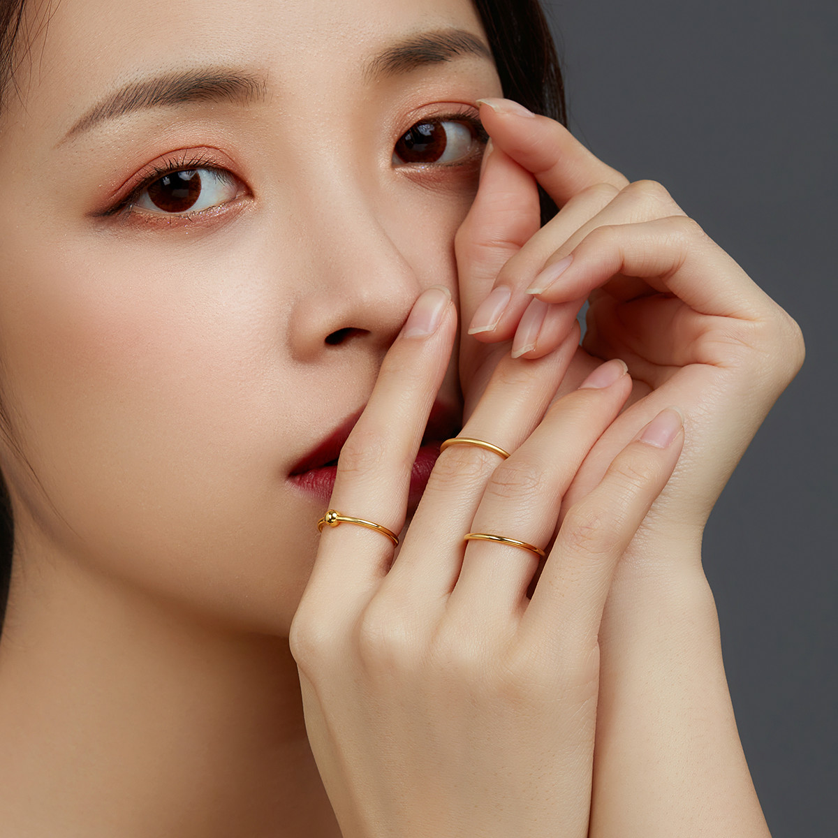 六福珠宝素圈圆珠彩金戒指18K金戒指女款送礼定价L35TBKR0005Y