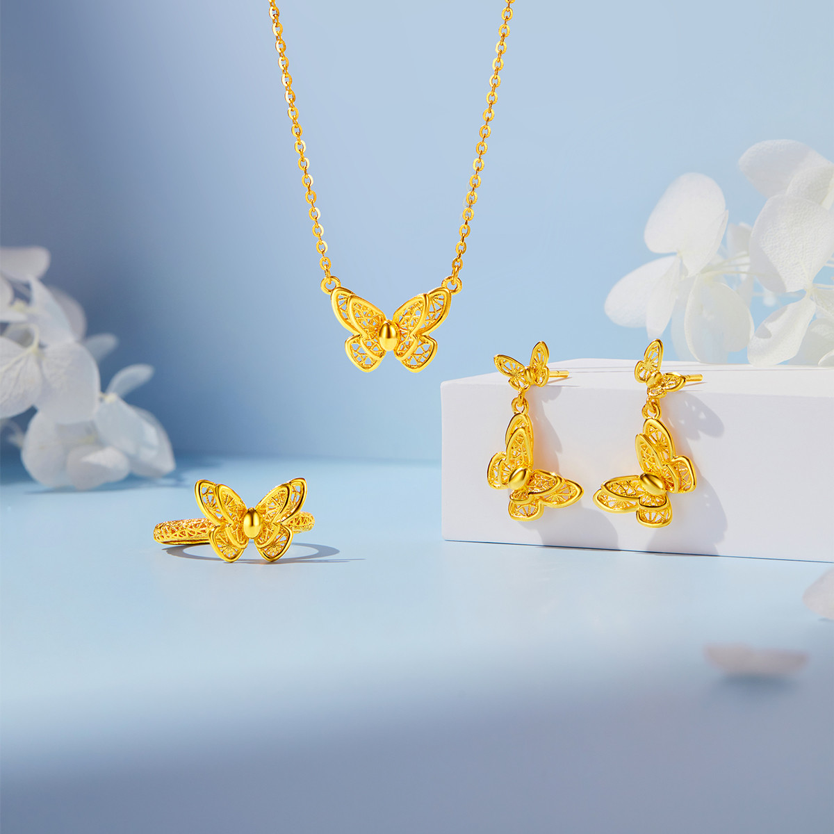 六福珠宝蝴蝶黄金戒指开口拉丝女款足金戒指礼物计价F95TBGR0003