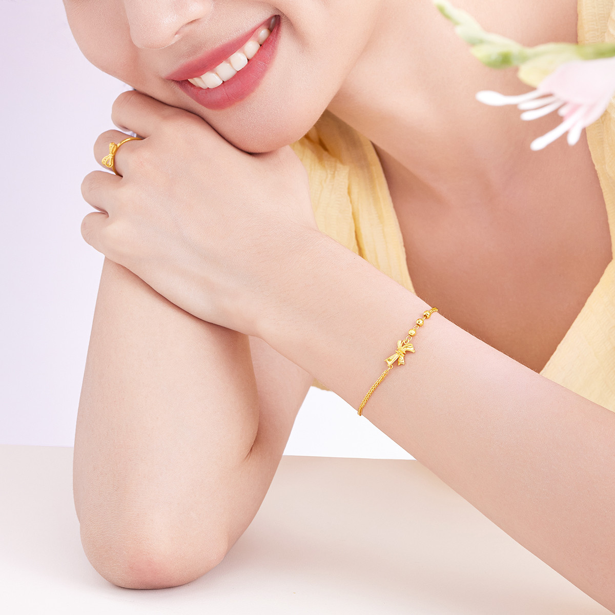 六福珠宝蝴蝶结黄金手链女光面足金手链送礼计价F95TBGB0004【联系客服补货】