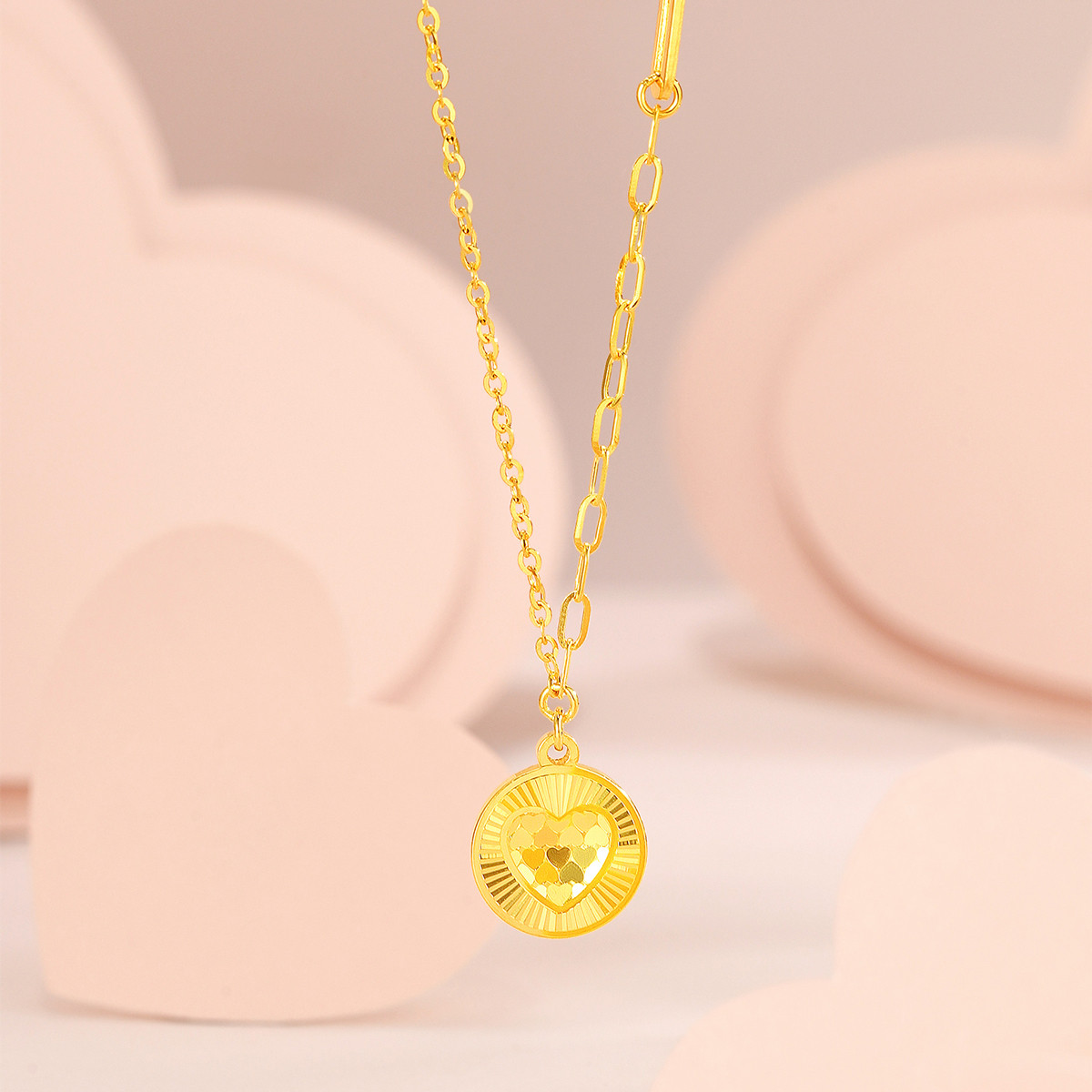 六福珠宝心心相印黄金项链女款时尚足金吊坠套链计价GJGTBN0031【联系客服补货】
