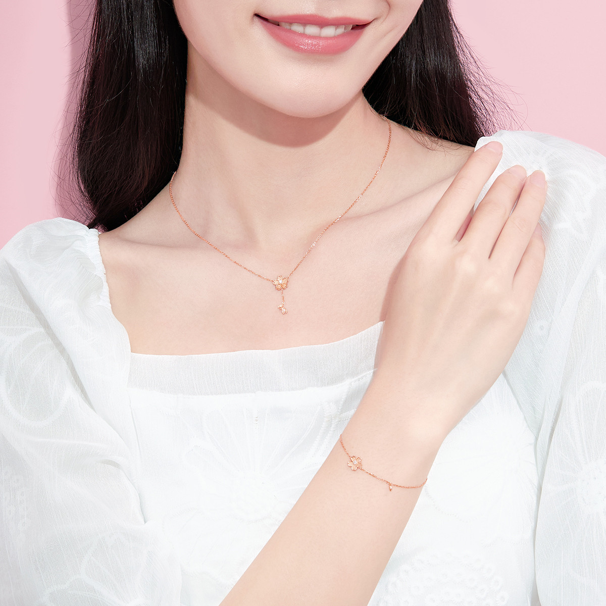 六福珠宝Dear Q系列樱花钻石项链18K金套链女含延长链定价DQ31538