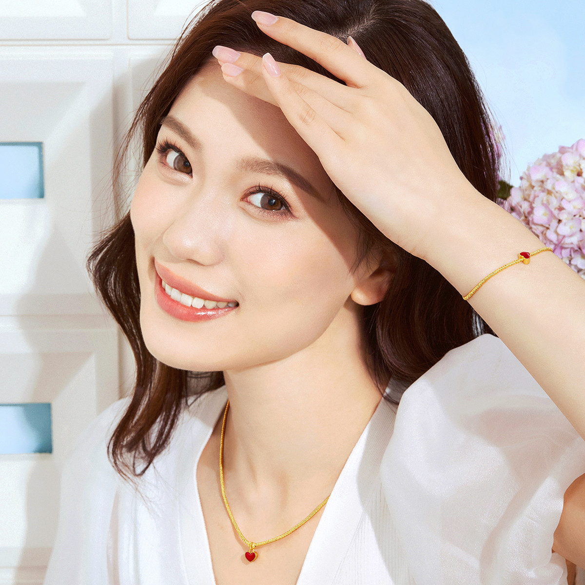 六福珠宝福满传家小红心黄金手链女鎏彩爱心手串计价F21TBGB0001【1V1直播看货】