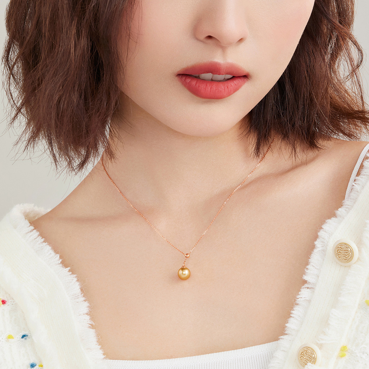 六福珠宝十字彩金套链18k金海水珍珠项链女正品定价G04DSKN0024R