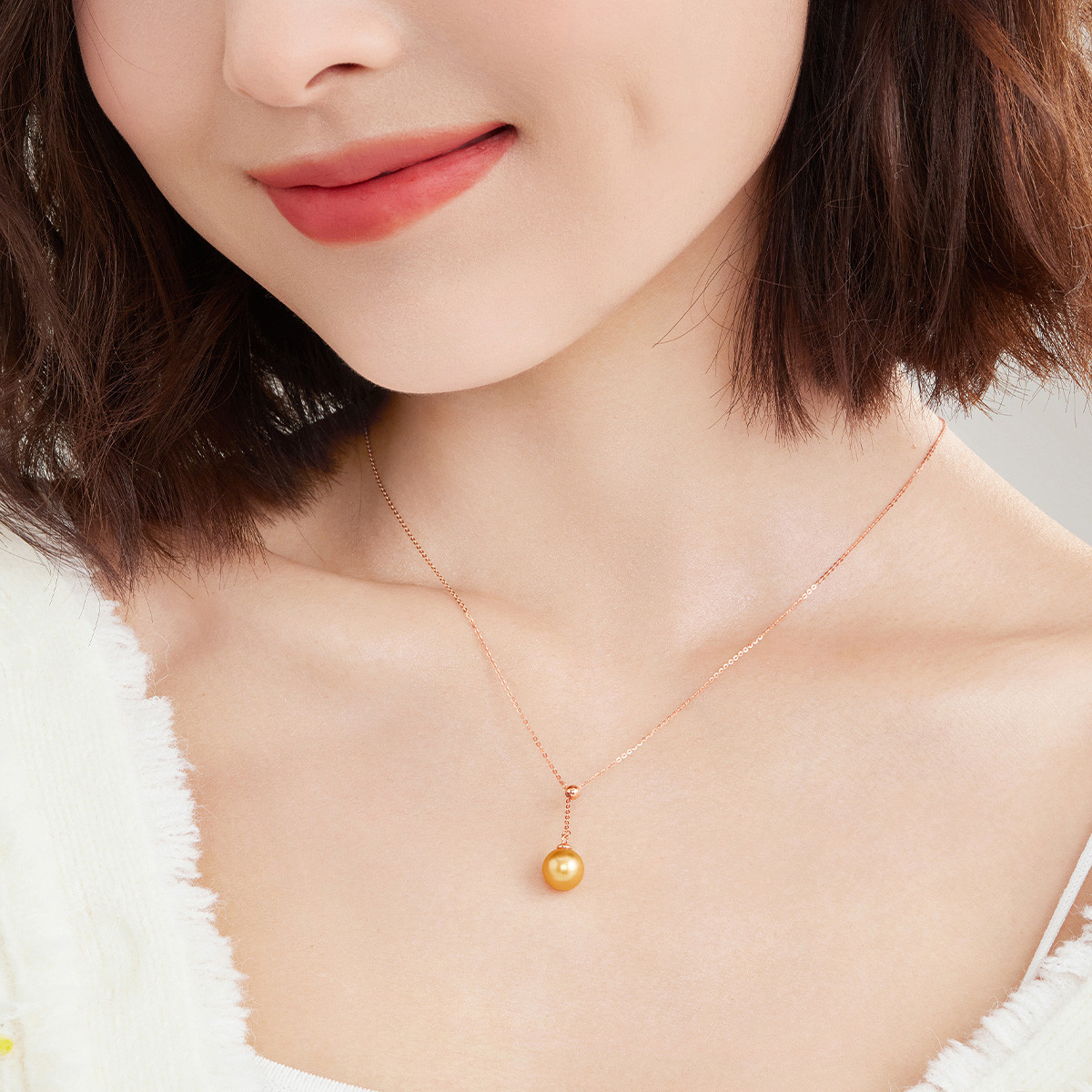 六福珠宝十字彩金套链18k金海水珍珠项链女正品定价G04DSKN0024R