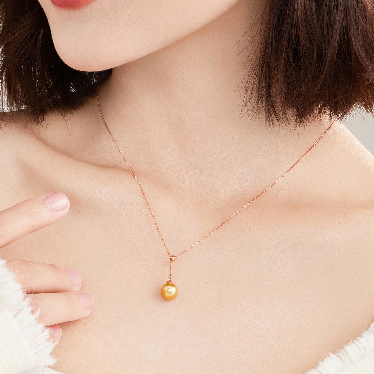 六福珠宝十字彩金套链18k金海水珍珠项链女正品定价G04DSKN0024R