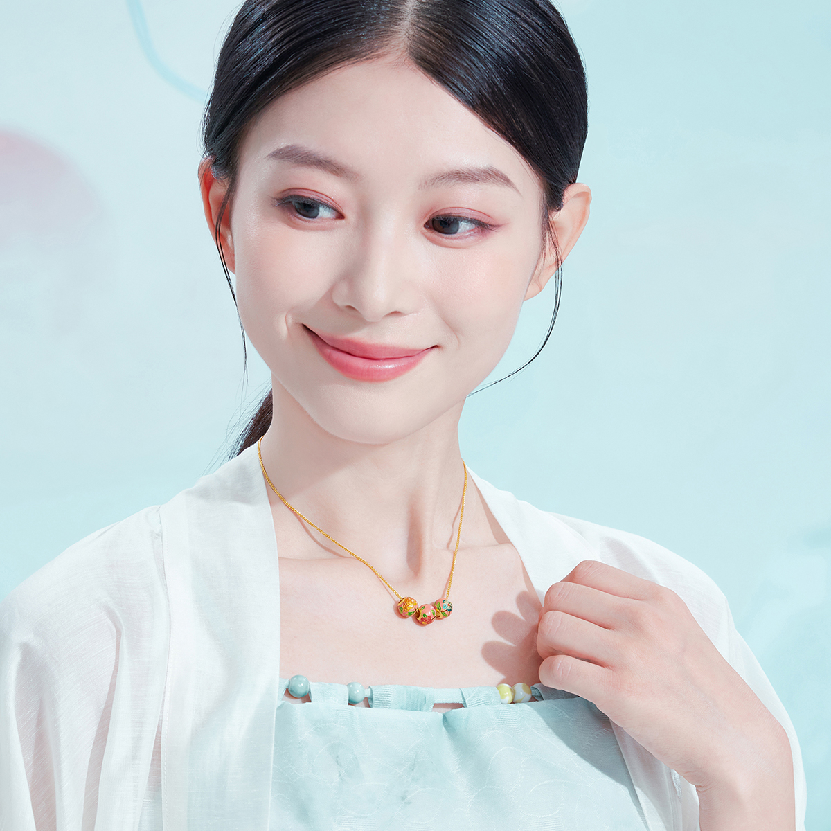 六福珠宝福满传家十二花神黄金转运珠吊坠版莲花计价F41G0003DS绿色