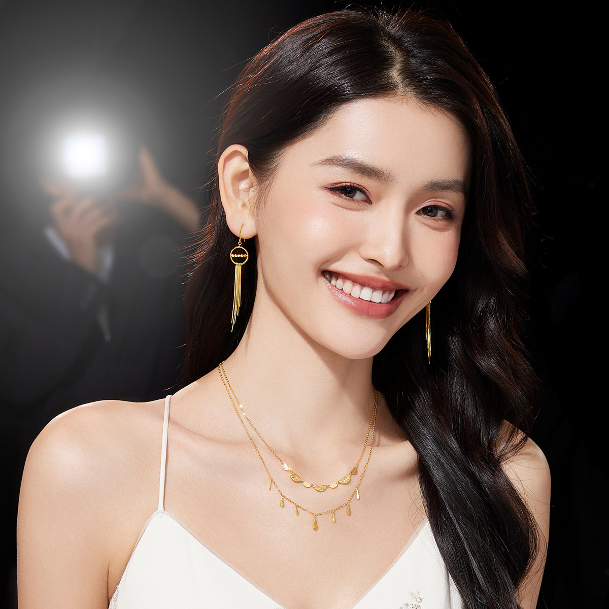 六福珠宝流苏耳环女光影金5G菱形蹦迪珠黄金耳坠计价GJGTBE0003【联系客服补货】