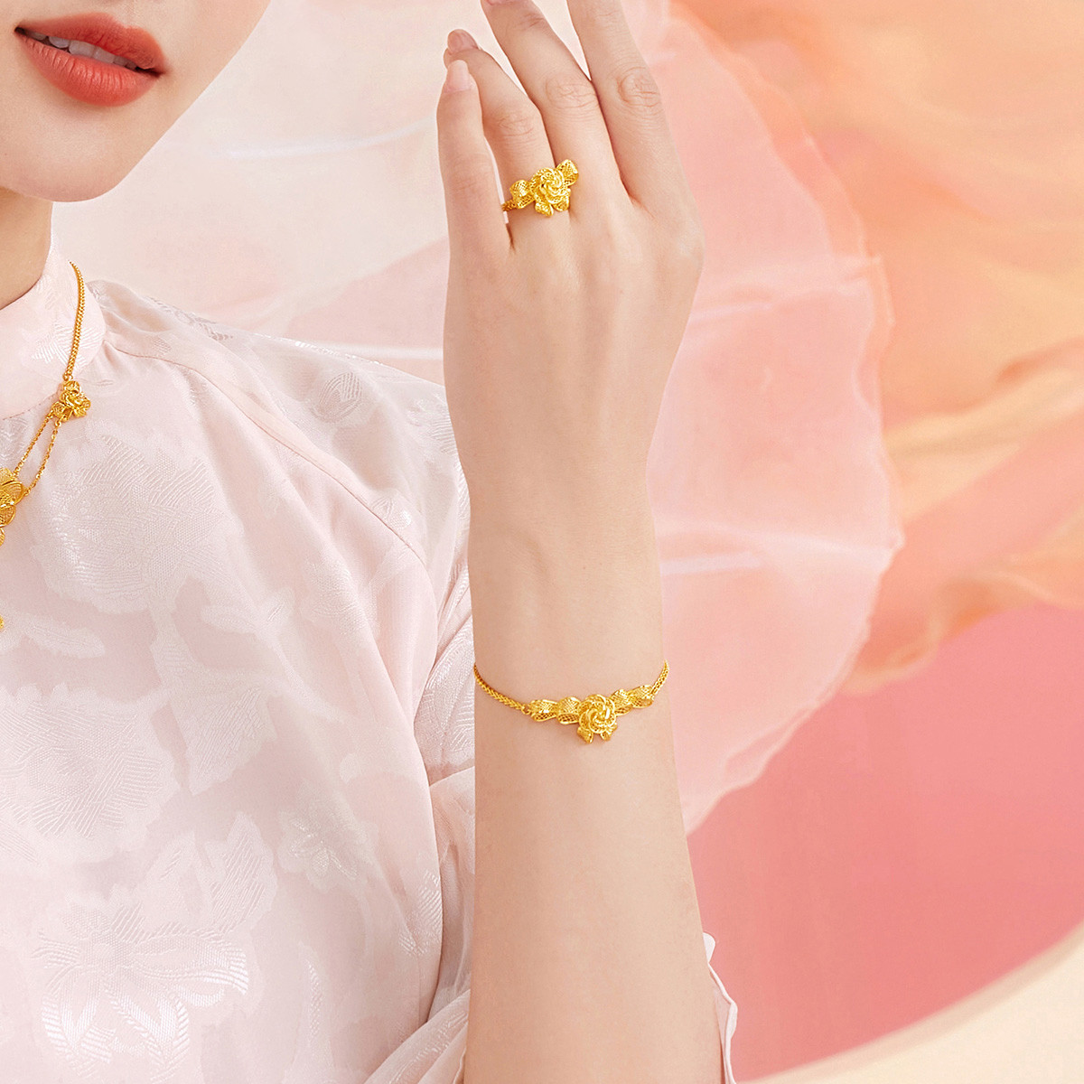 六福珠宝花丝蝴蝶结黄金手链女可刻字婚嫁礼首饰计价GDGTBB0035【联系客服补货】【1V1直播看货】