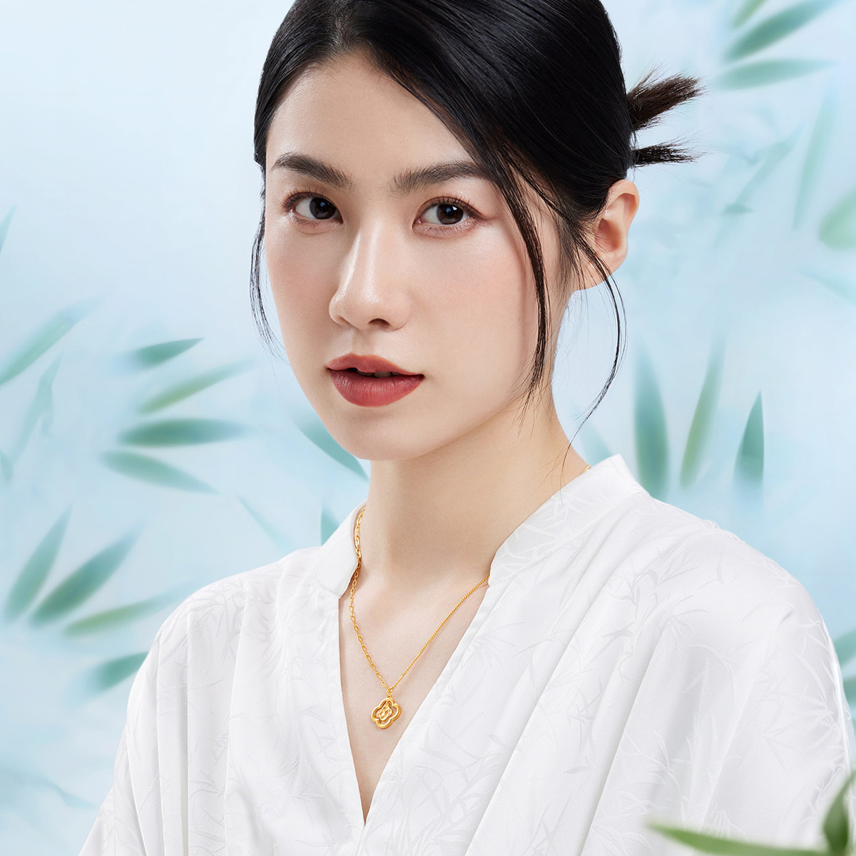 六福珠宝福满传家幸福加倍四叶草黄金项链女计价F41TBGN0006