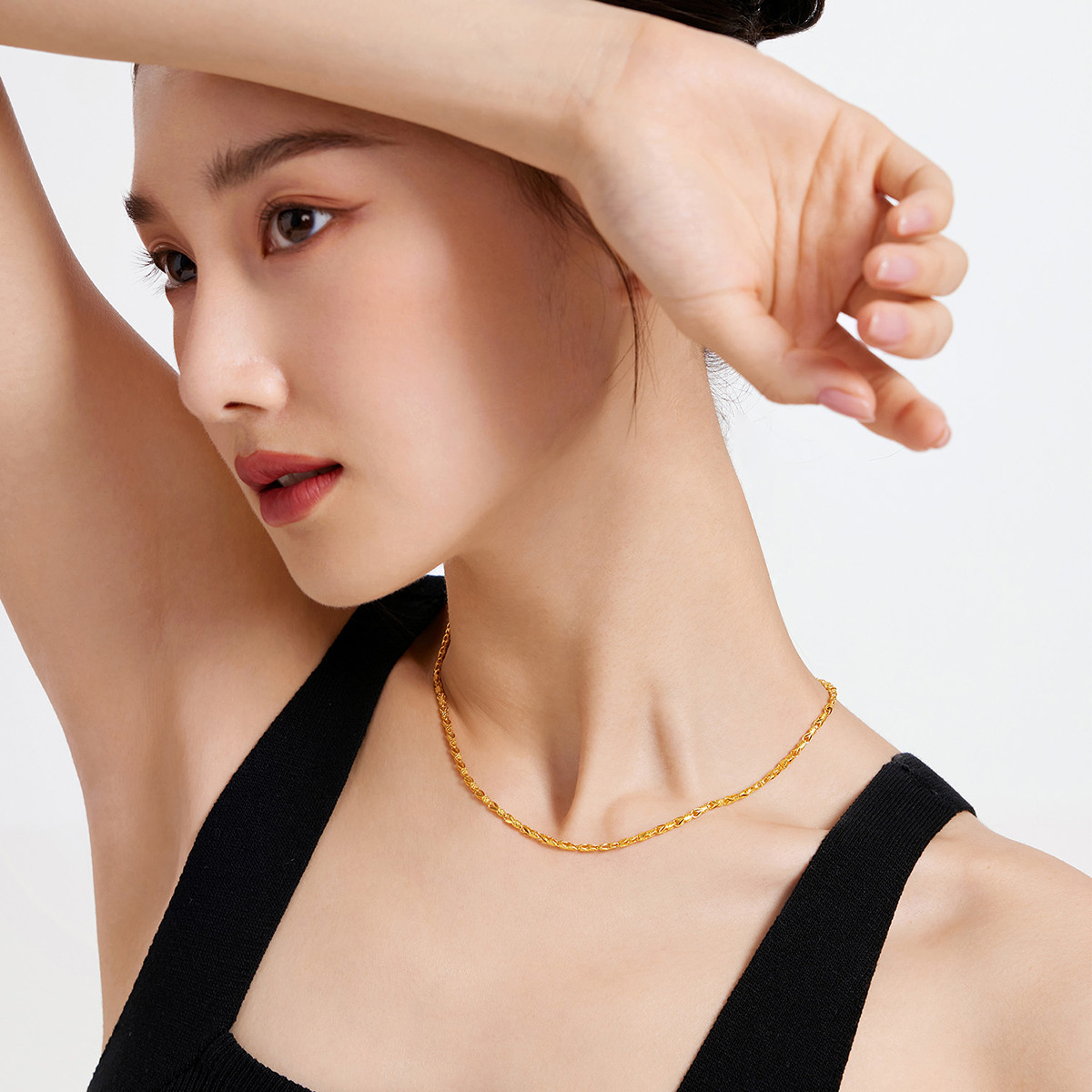 六福珠宝如鱼得水黄金项链女小金鱼足金素链首饰计价B01TBGN0033【联系客服补货】