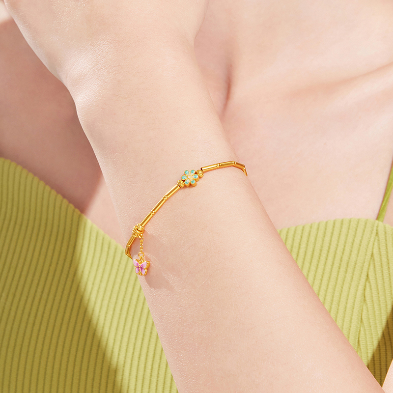 六福珠宝福满传家花间粉蝶黄金手链女长桶珠金手串赏花计价FDG0010DS【联系客服补货】