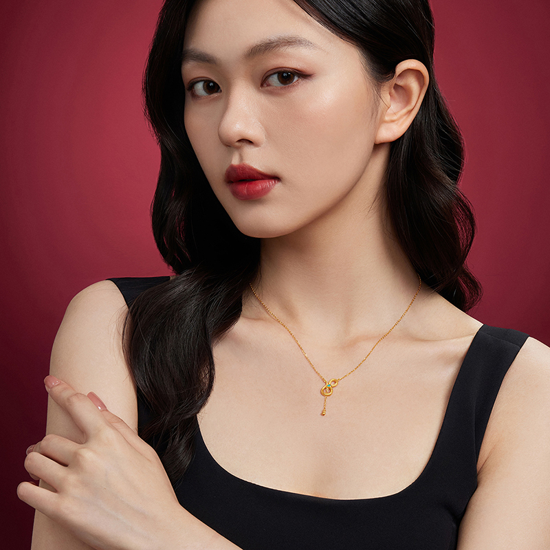 六福珠宝青峰·源黄金足金生肖蛇项链女款计价GJG0037DS