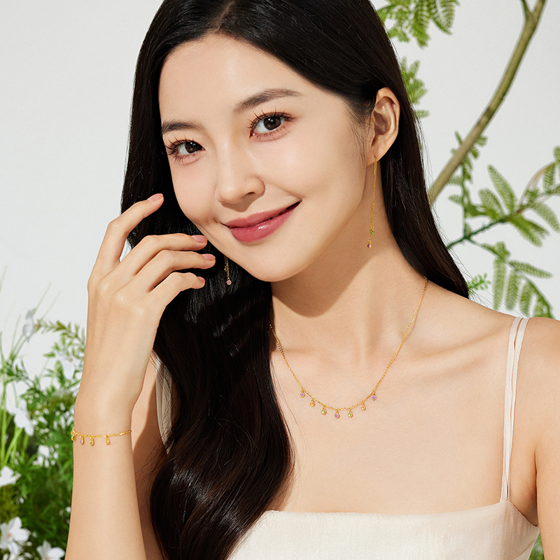 六福珠宝流光韵彩泡泡黄金项链鎏彩工艺足金锁骨链计价FDG0012DS【联系客服补货】