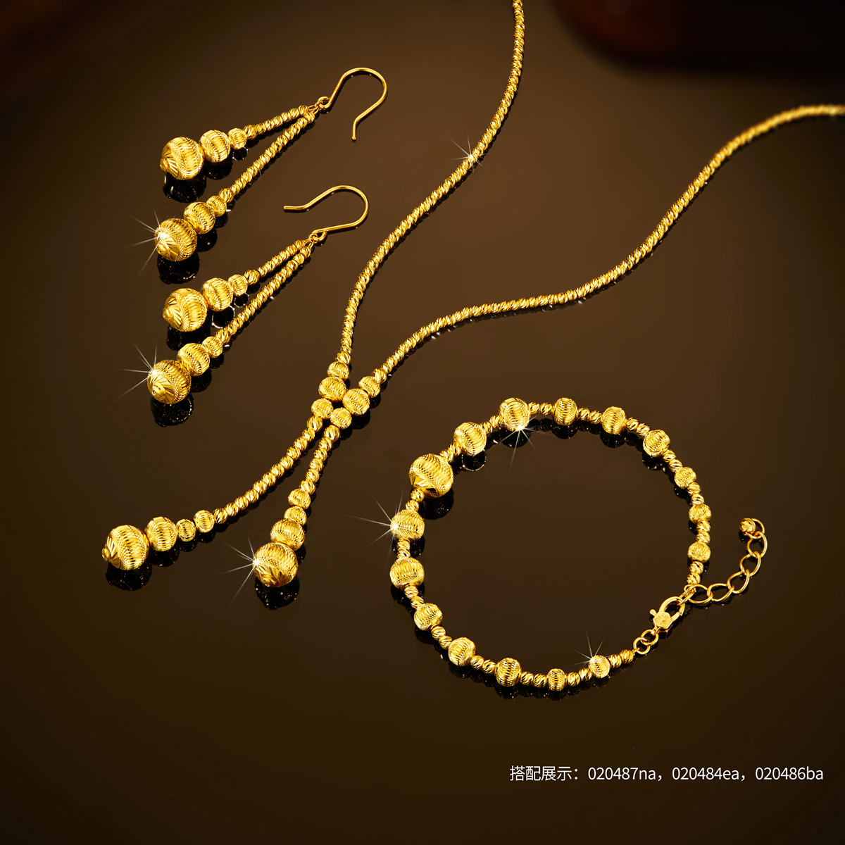 六福珠宝光影金幻影金珠黄金耳环耳坠女爆闪流苏耳饰计价020484ea【视频看货】