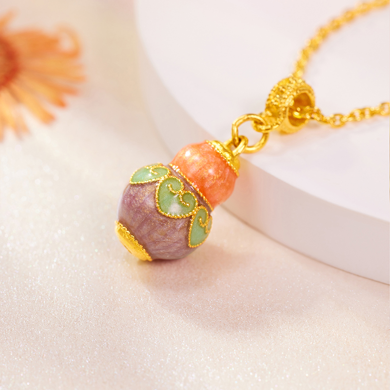 六福珠宝福满传家彩韵葫芦黄金项链鎏彩工艺古法计价HEG0019DS光影美韵