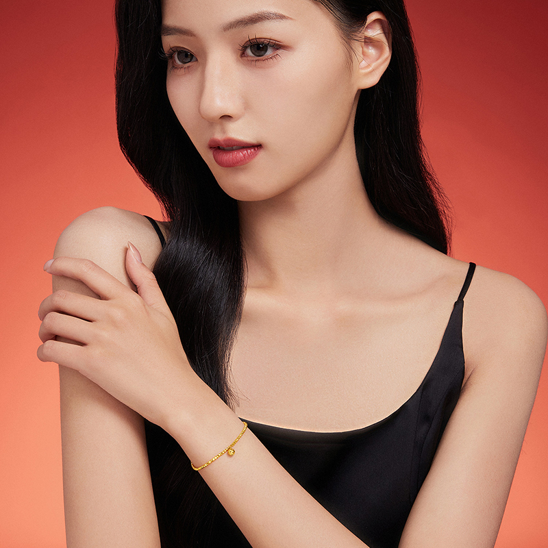 六福珠宝小金球黄金手链女款时尚足金蹦迪珠AB链子计价GJG0073DS