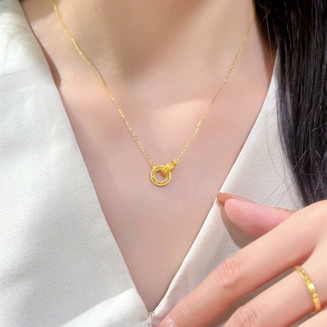 六福珠宝环环相扣黄金项链女款5G圆环碎碎金锁骨链计价GJG0021DS