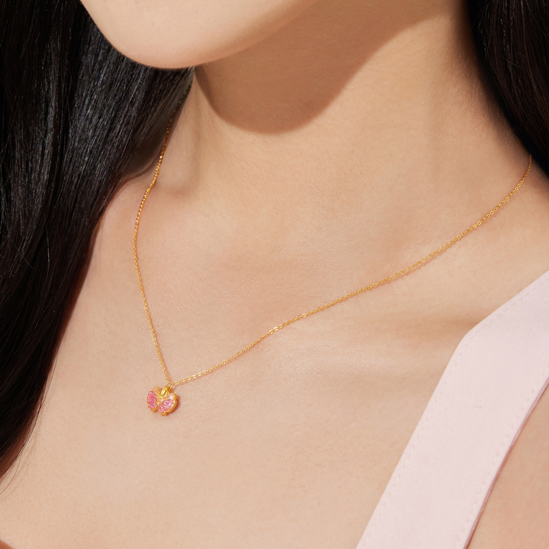 六福珠宝福满传家粉蝶曼舞黄金项链女蝴蝶鎏彩工艺计价GDG0006DS【联系客服补货】