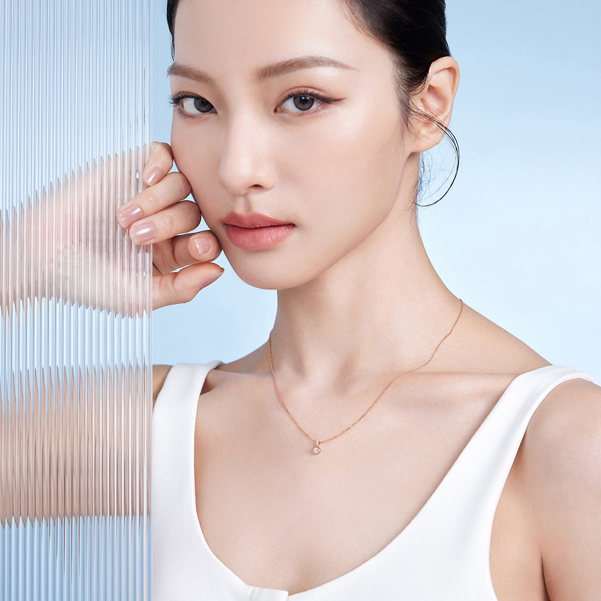 六福珠宝泡泡天然钻石项链女款18k金吊坠钻石首饰定价cMDSKN0102D【联系客服补货】