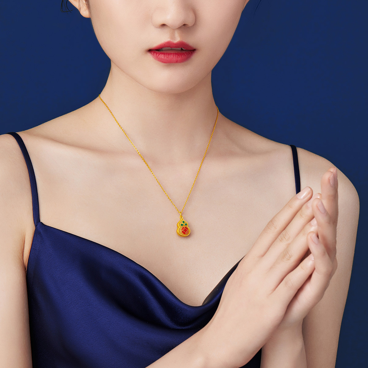 六福珠宝铜钱葫芦足金鎏彩工艺黄金吊坠女款送礼计价HPGTBP0008绿色