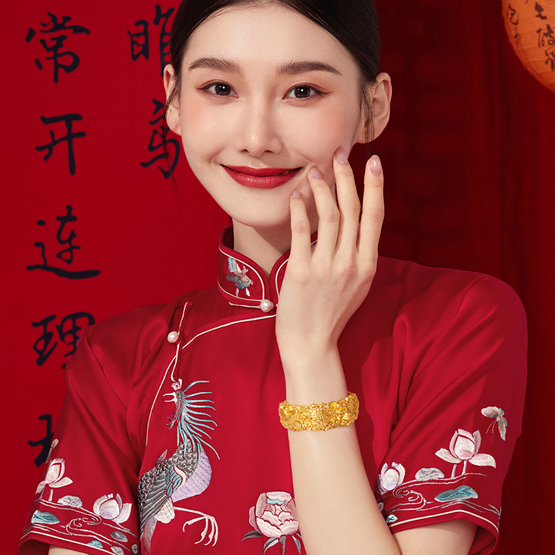  六福珠宝囍爱系列囍事连连黄金手镯结婚嫁礼龙凤镯计价020906AA-A