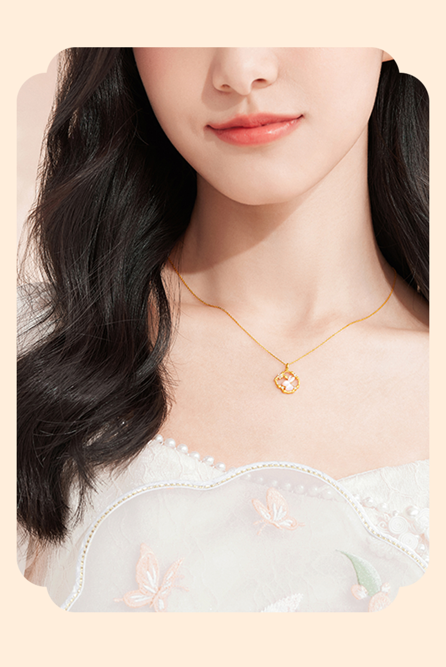 六福珠宝梅花玉兔项链18k金钻石吊坠女粉贝壳套链中秋礼定价cMDSKN0086Y【联系客服补货】