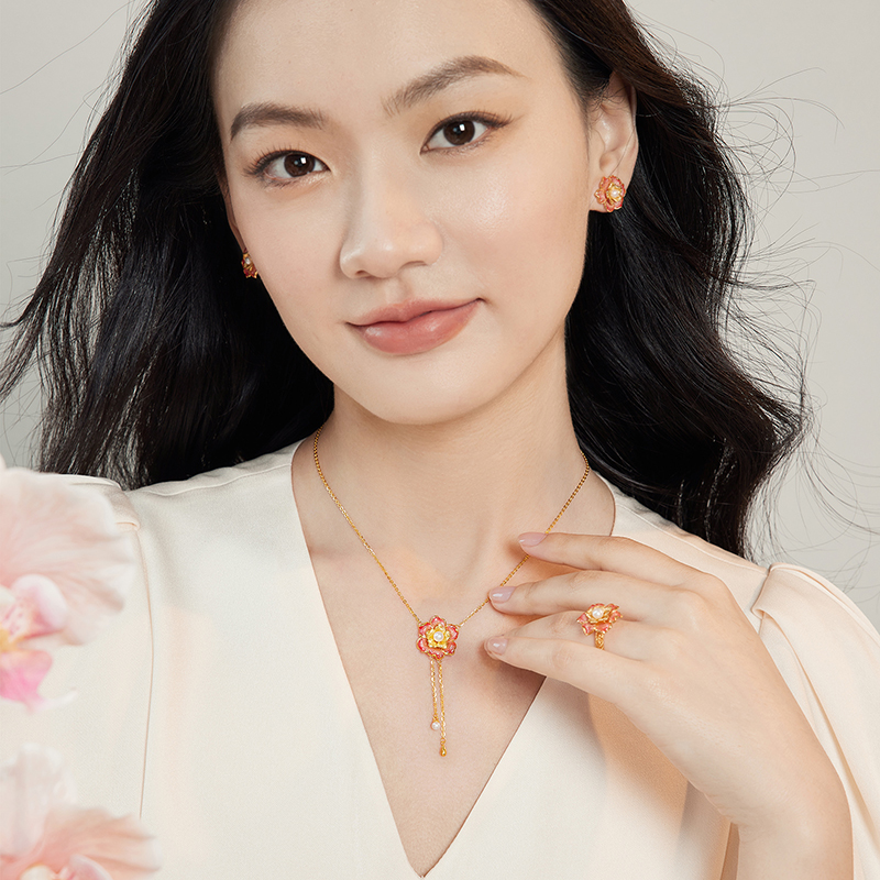 六福珠宝石榴花黄金项链珍珠流苏颈链透窗鎏彩工艺计价F21G0025DS【1V1直播看货】