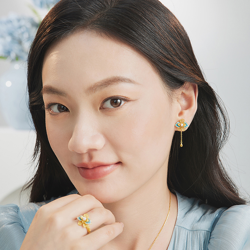 六福珠宝空谷幽兰黄金耳钉耳环女珍珠兰花耳饰流苏计价F21G0029DS女神节