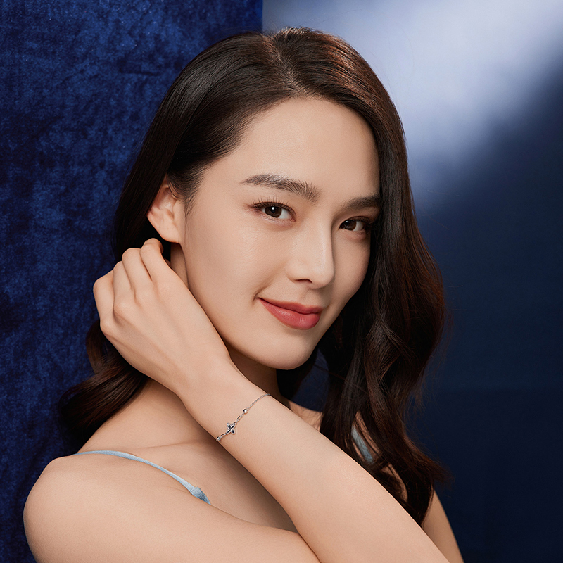 六福珠宝四叶草铂金手链Pt950女闪亮圆珠白金首饰计价F63P0026DS【联系客服补货】
