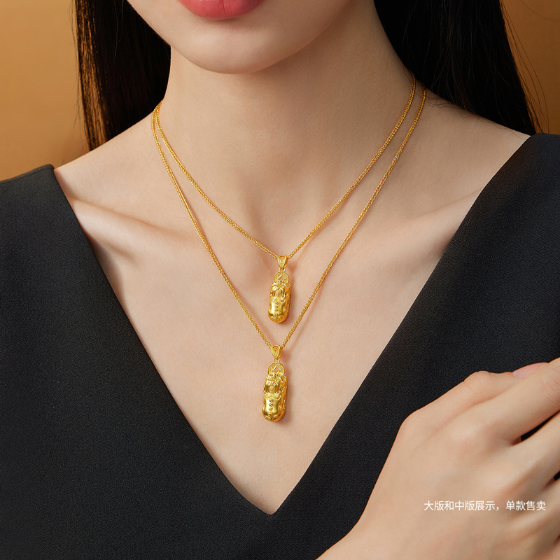  六福珠宝福满传家吞财貔貅黄金吊坠男女足金铜钱挂坠计价F48G0043DS