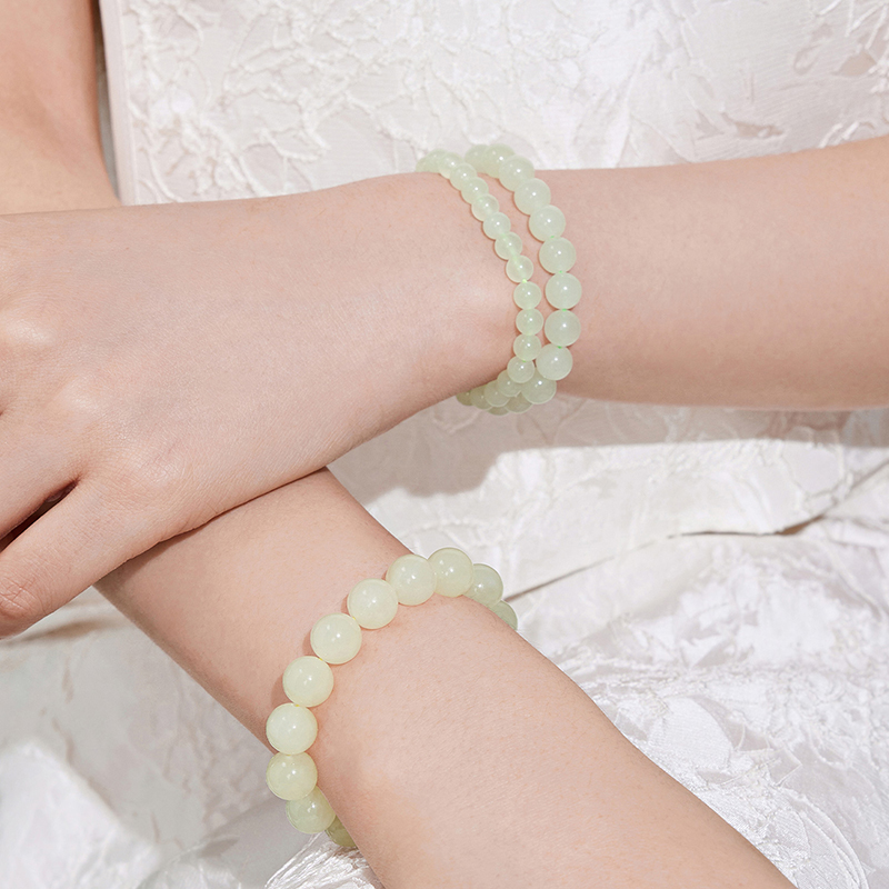 六福珠宝和田玉手串女款简约日常6-10mm串珠可DIY手链A01A0027DS