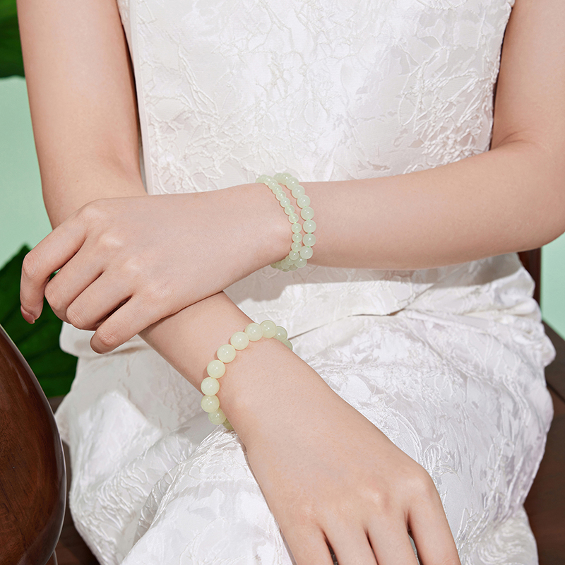 六福珠宝和田玉手串女款简约日常6-10mm串珠可DIY手链A01A0027DS