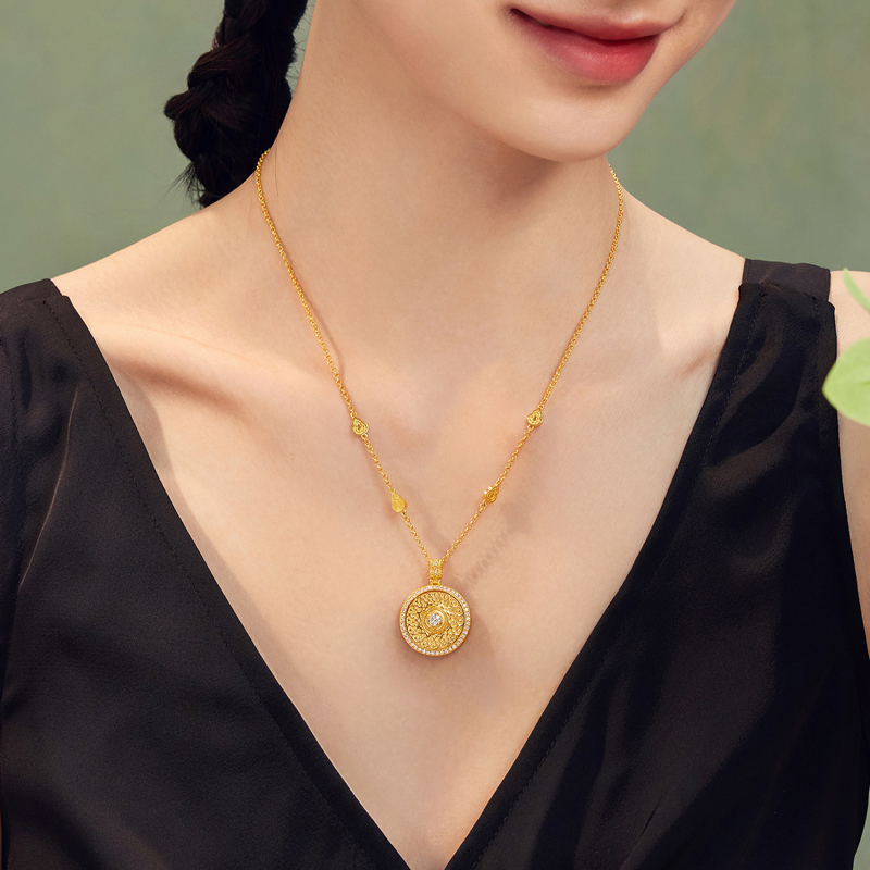 六福珠宝福满传家国色天香福来运转黄金项链女镶钻石葫芦028620NA【联系客服补货】【1V1直播看货】