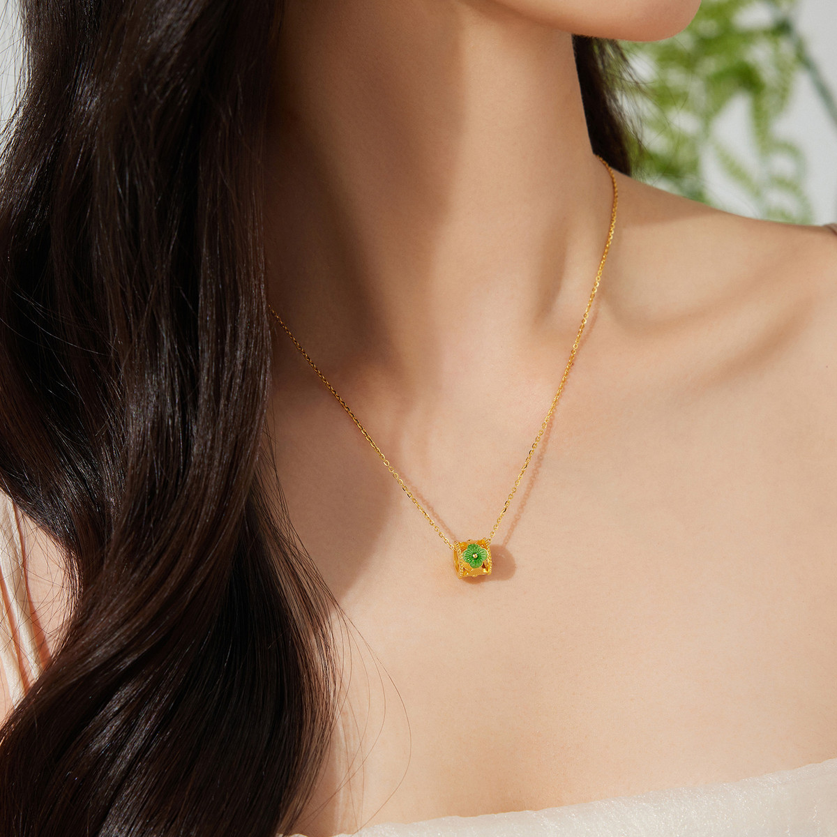 六福珠宝福满传家芳草菲菲黄金项链女四叶草路路通计价F48G0036DS赏春【视频看货】